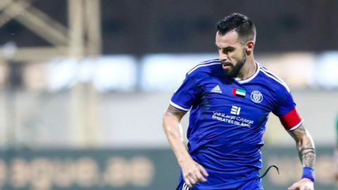 &Aacute;lvaro Negredo, en f&uacute;tbol emirar&iacute;. 