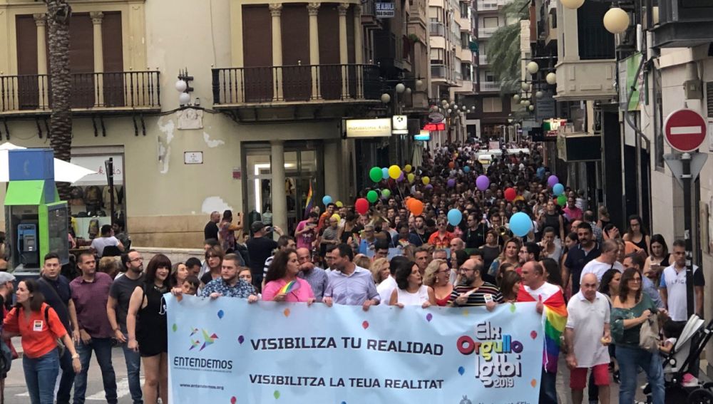 Desfile del Orgullo LGTBI 2019 en Elche.