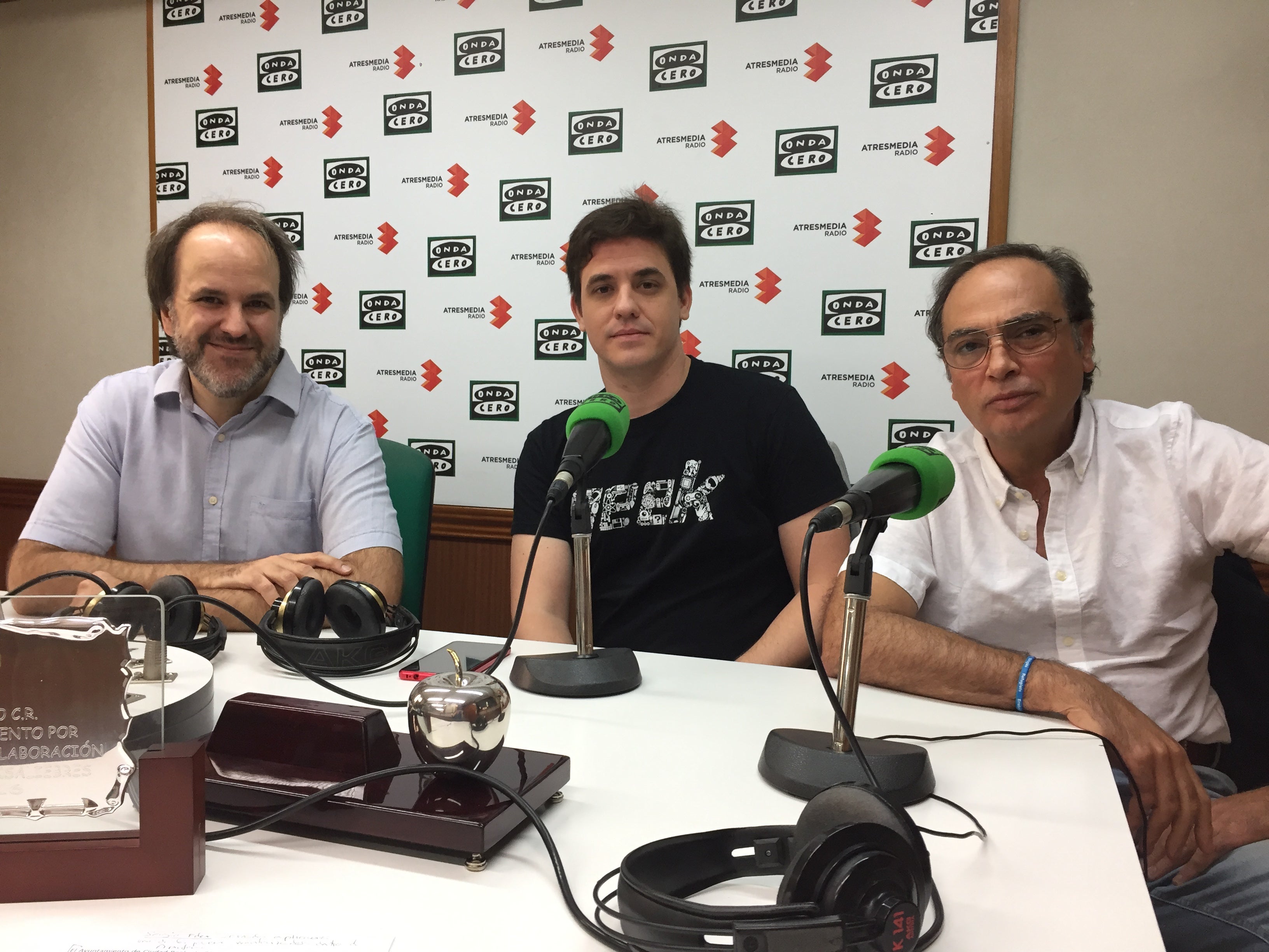 Buscando Empleo Buscando Empleo