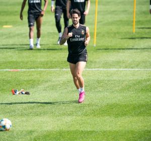 Isco Alarcón se ejercita en Valdebebas Isco Alarcón se ejercita en Valdebebas