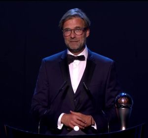 Klopp se lleva el premio a mejor entrenador en la gala FIFA The Best 2019 Klopp se lleva el premio a mejor entrenador en la gala FIFA The Best 2019