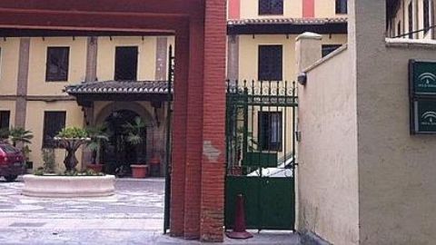 Sentencia a favor de una educadora del centro &Aacute;ngel Ganivet