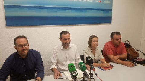 Rueda prensa de balance del PSOE de Elche de los primeros 100 d&iacute;as de mandato.