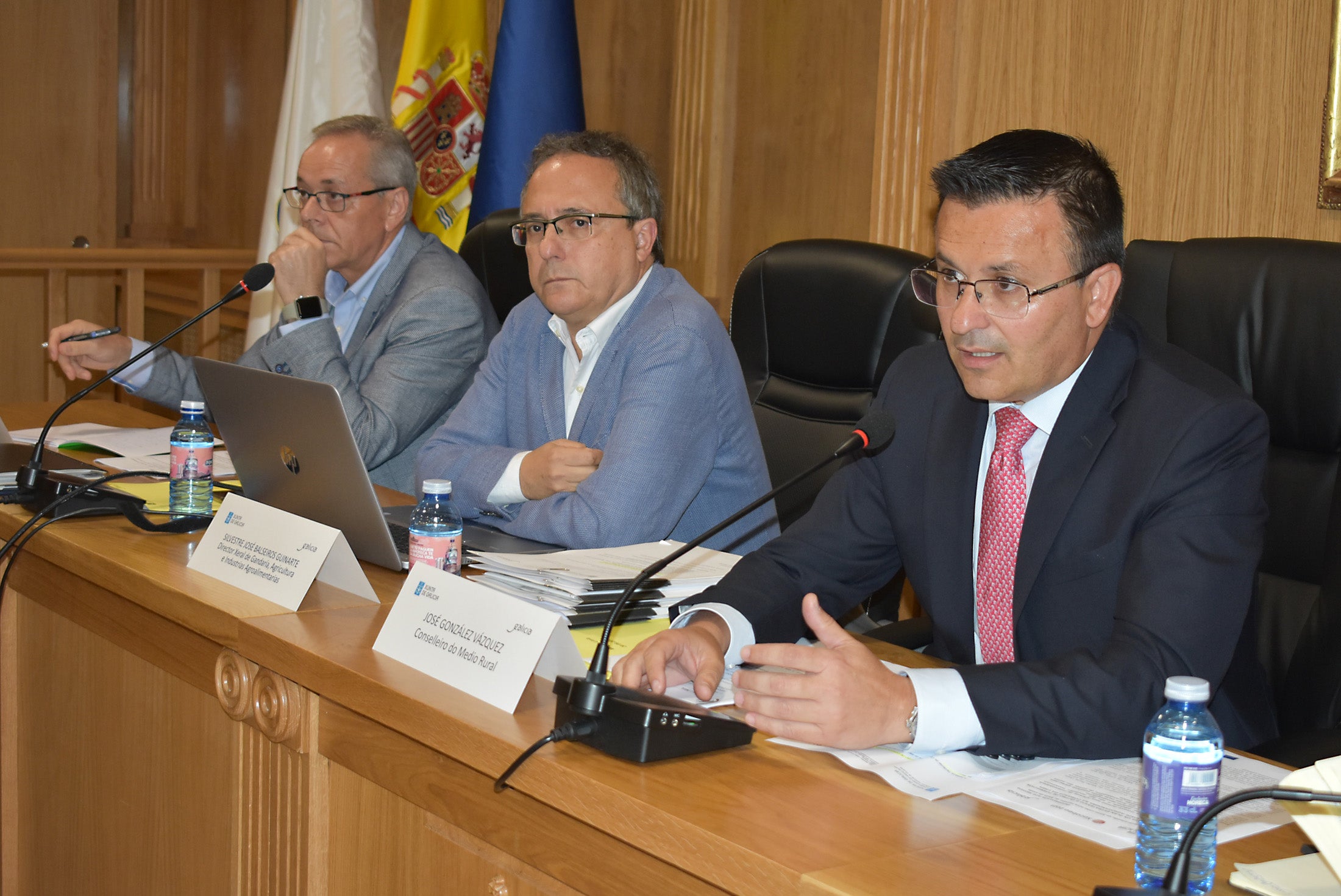 José Gonzalez anuncia un plan estratéxico e outro de formación para impulsar a actividade agrogandeira na comarca da Limia José Gonzalez anuncia un plan estratéxico e outro de formación para impulsar a actividade agrogandeira na comarca da Limia