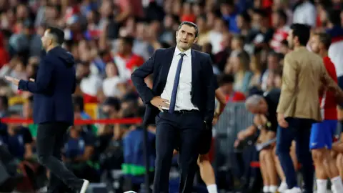 Ernesto Valverde, durante el partido contra el Granada Ernesto Valverde, durante el partido contra el Granada