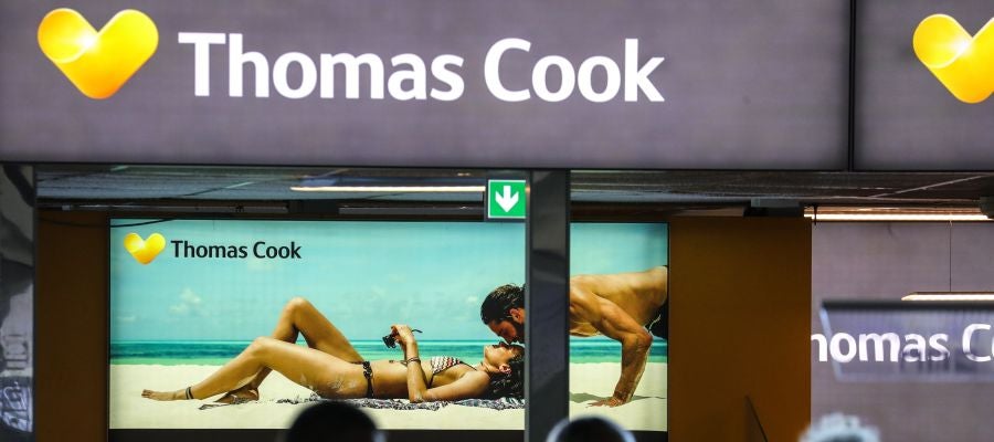 Imagen que muestra un cartel publicitario de la empresa británica Thomas Cook Imagen que muestra un cartel publicitario de la empresa británica Thomas Cook
