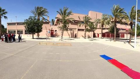 Colegio p&uacute;blico de educaci&oacute;n especial Tamarit de Elche.