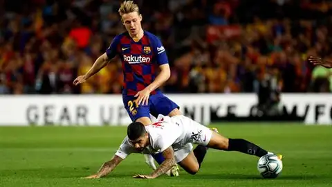 De Jong, con Banega De Jong, con Banega