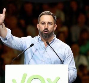 LaSexta Noticias Fin de Semana (06-10-19) Santiago Abascal arremete duramente contra el PSOE: "La historia del Partido Socialista es una historia criminal" LaSexta Noticias Fin de Semana (06-10-19) Santiago Abascal arremete duramente contra el PSOE: "La historia del Partido Socialista es una historia criminal"