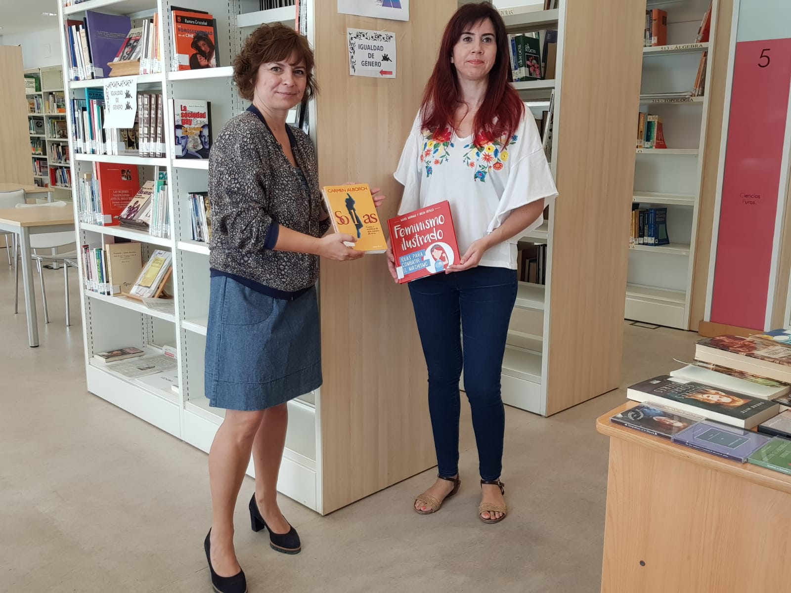 La igualdad de género y la cultura se dan la mano en las bibliotecas municipales de Elda La igualdad de género y la cultura se dan la mano en las bibliotecas municipales de Elda