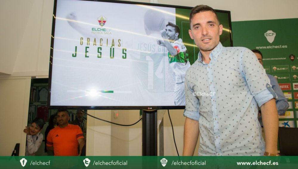 Jesús García, el día de su retirada como jugador del Elche CF Sala.
