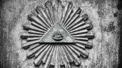 Illuminatis Illuminatis