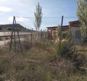 Vivienda a escasos metros de la A-7 en la partida Vallongas-Ferriol de Elche. Vivienda a escasos metros de la A-7 en la partida Vallongas-Ferriol de Elche.