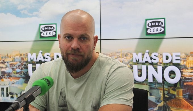 Alejandro Ibáñez: "Estamos ciegos de la realidad que hay en Lesbos" Alejandro Ibáñez: "Estamos ciegos de la realidad que hay en Lesbos"