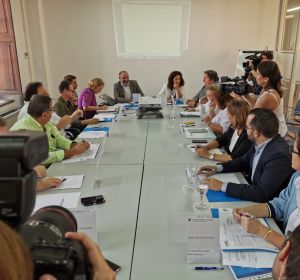 Andreu Serra y Catalina Cladera comparecen en el consejo asesor de la Fundació Mallorca Turisme Andreu Serra y Catalina Cladera comparecen en el consejo asesor de la Fundació Mallorca Turisme