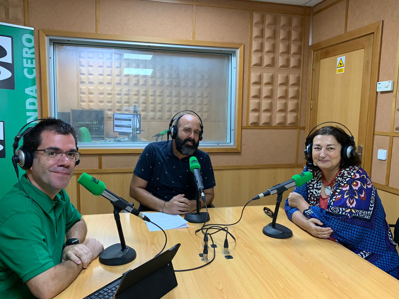 "Los barracones en lugar de aulas son un problema de salud. No podemos tener a los niños estudiando al sol" "Los barracones en lugar de aulas son un problema de salud. No podemos tener a los niños estudiando al sol"