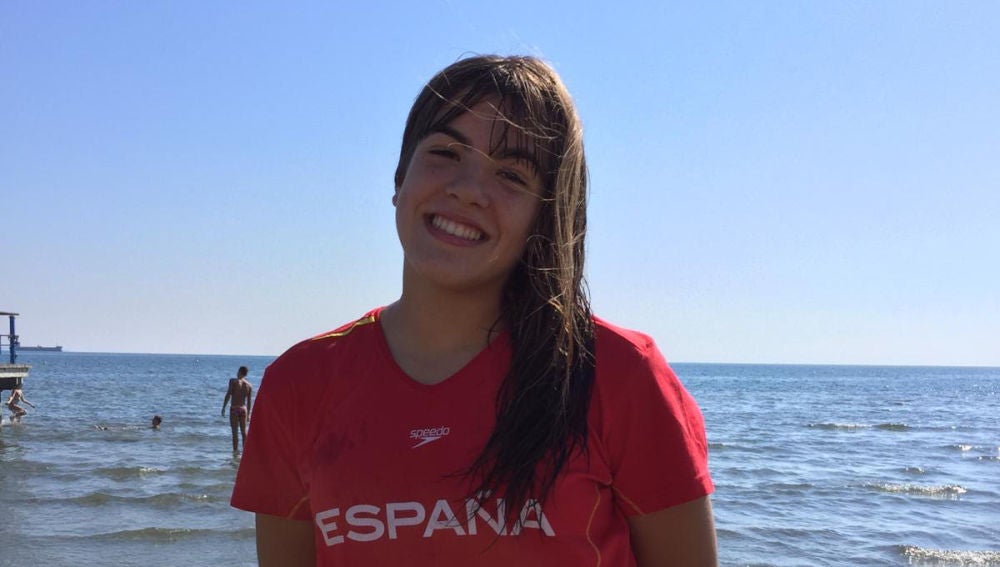 Sara Micó del Club Tenis Elche sigue progresando en aguas abiertas a nivel internacional.