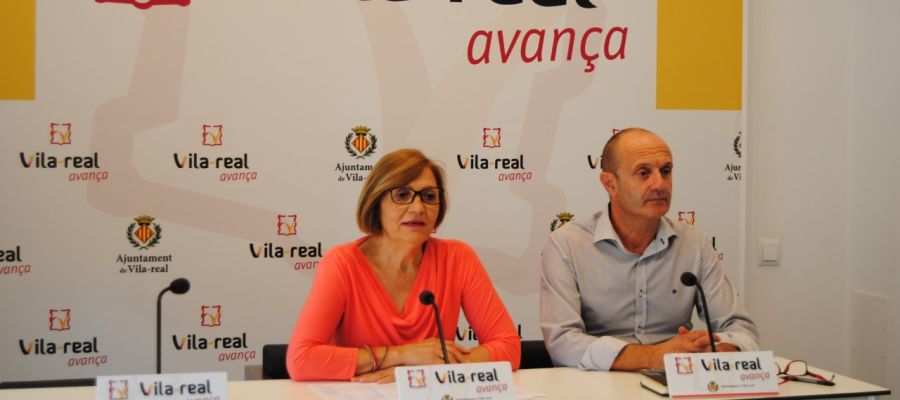 La regidora de Cultura Rosario Royo y el programador cultural, Tomás Ibañez en la presentació de la nova temporada a l´Auditori. La regidora de Cultura Rosario Royo y el programador cultural, Tomás Ibañez en la presentació de la nova temporada a l´Auditori.