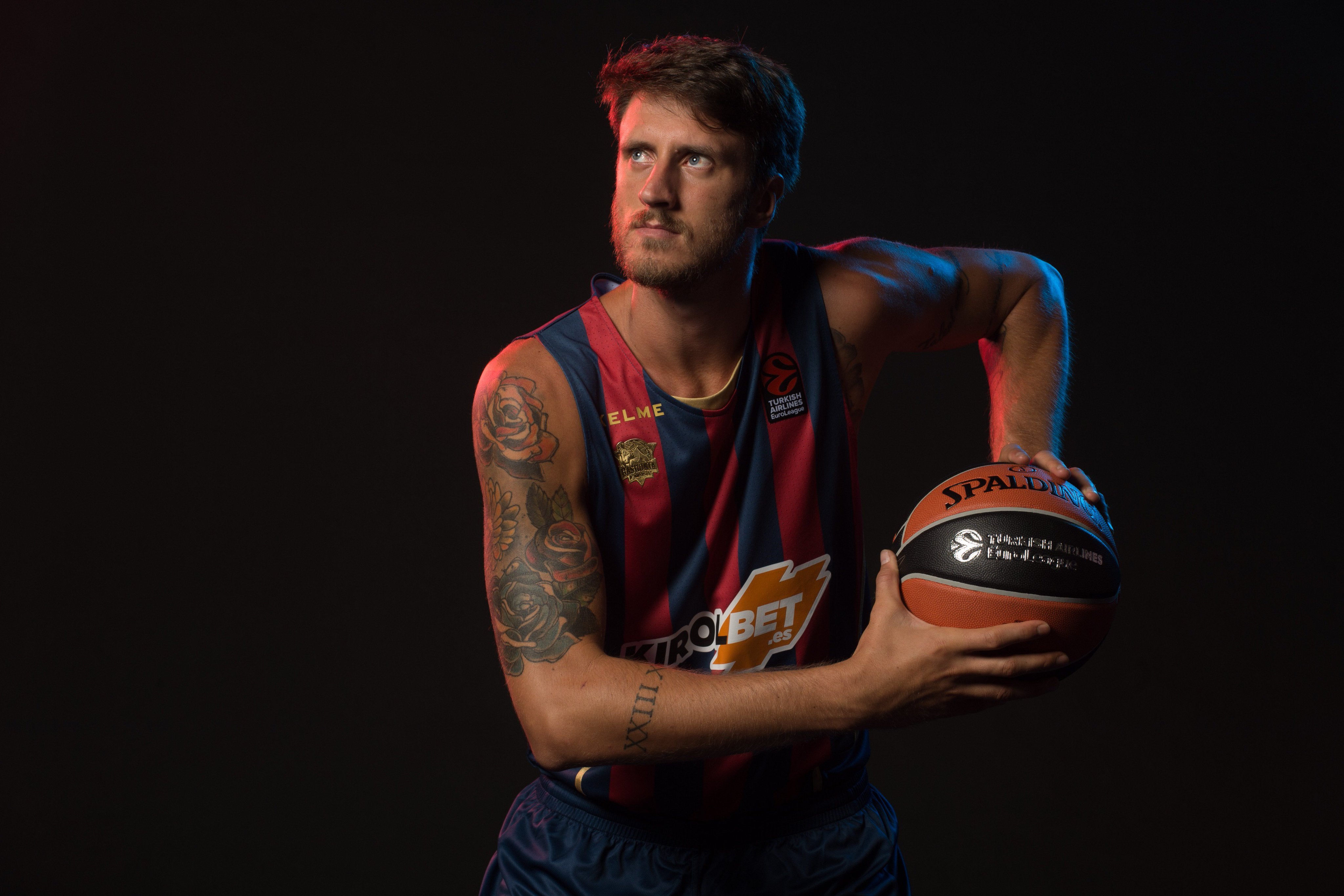 Deportes. Más de uno Álava 05/05/2021 con Roberto Bascoy. Deportes. Más de uno Álava 05/05/2021 con Roberto Bascoy.