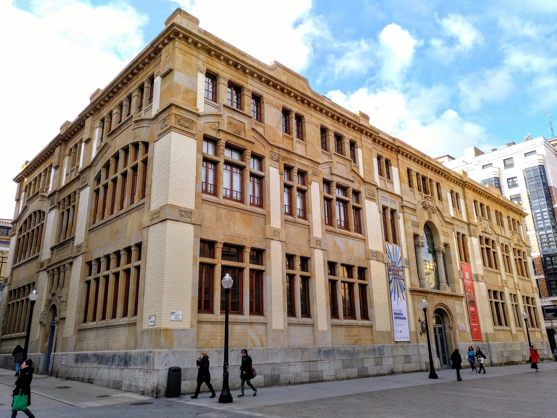 Más de Uno Gijón 10/10/2019 con Ana Fierro Más de Uno Gijón 10/10/2019 con Ana Fierro