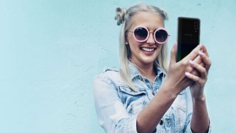 03 galaxya90 5g lifestyle kv galaxy 1 pc_643x397