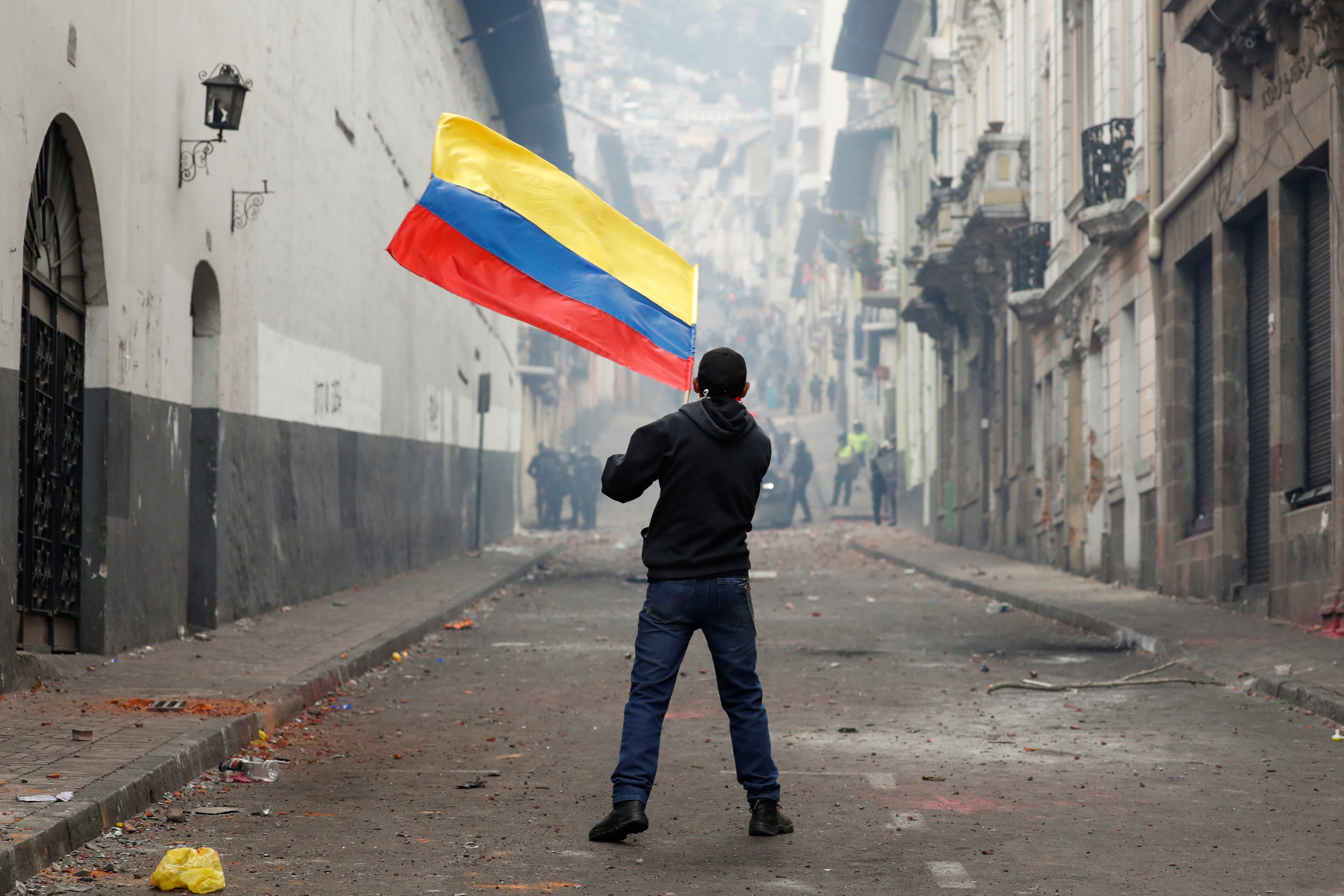 Tirar de la manta: ¿Qué está pasando en Ecuador? Tirar de la manta: ¿Qué está pasando en Ecuador?