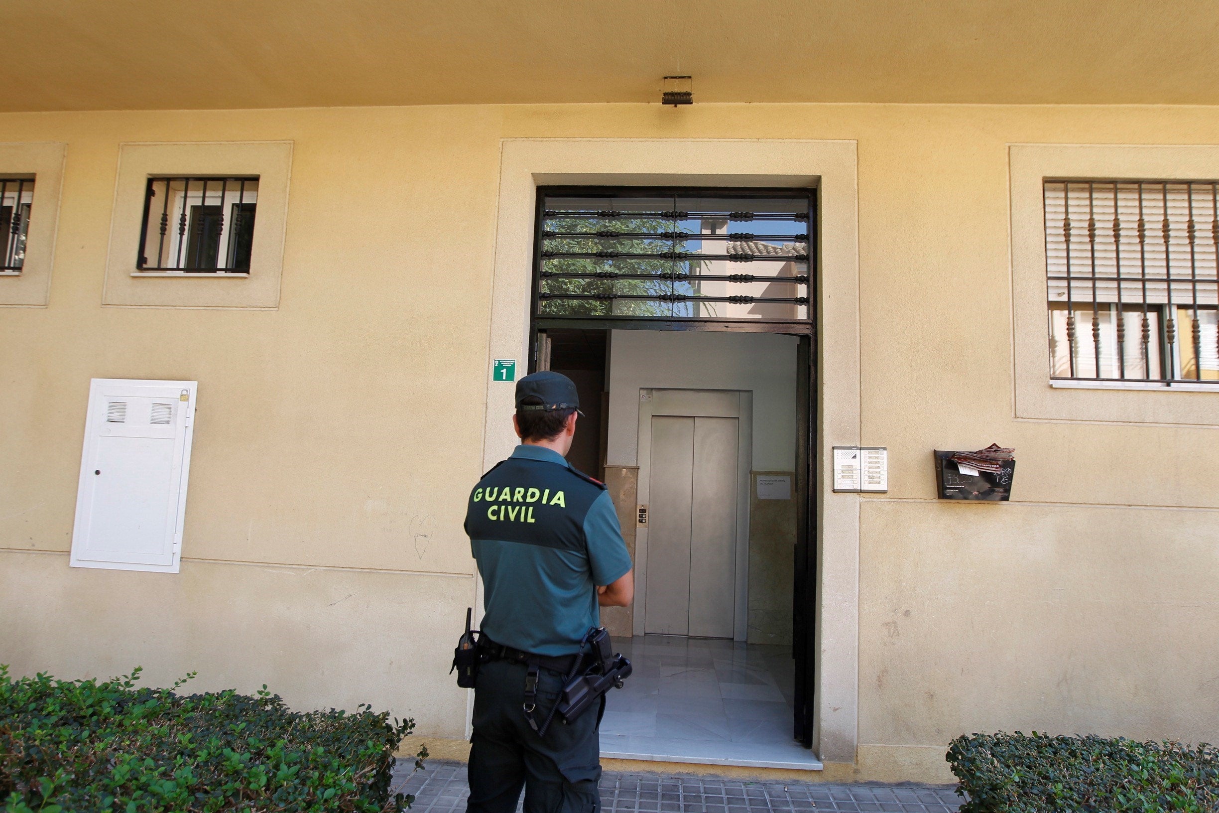 La detenida declara mientras se celebra el minuto de silencio por su hijo La detenida declara mientras se celebra el minuto de silencio por su hijo