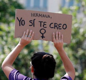Pancarta ' hermana, yo si te creo' Pancarta ' hermana, yo si te creo'
