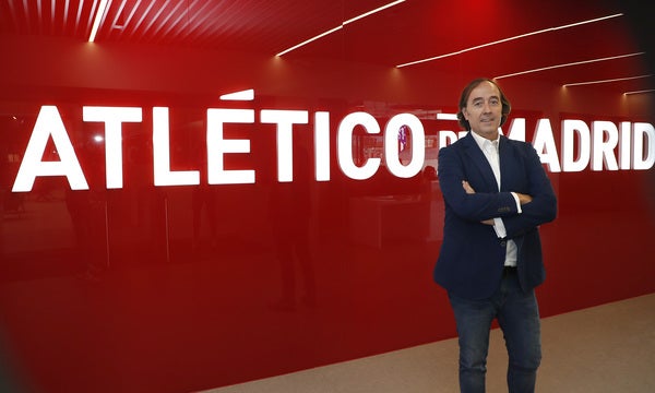 Ellas Juegan: Así es Pablo López, el nuevo entrenador del Atlético de Madrid femenino Ellas Juegan: Así es Pablo López, el nuevo entrenador del Atlético de Madrid femenino