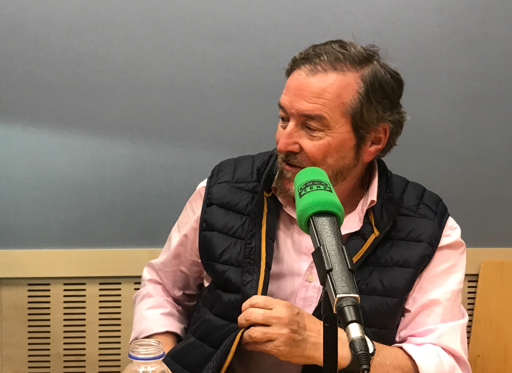 J.J. Benítez explica el golpe que le supuso conocer que su mujer Blanca tenía cáncer: "No sabía si estaba vivo o muerto" J.J. Benítez explica el golpe que le supuso conocer que su mujer Blanca tenía cáncer: "No sabía si estaba vivo o muerto"