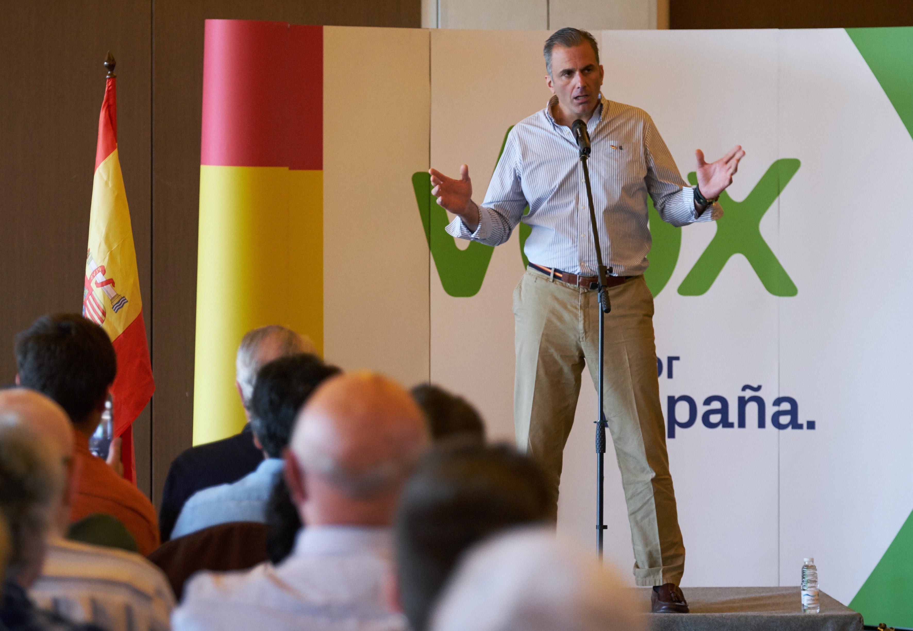 Dos encuestas pronostican la subida de Vox y la caída de Ciudadanos Dos encuestas pronostican la subida de Vox y la caída de Ciudadanos