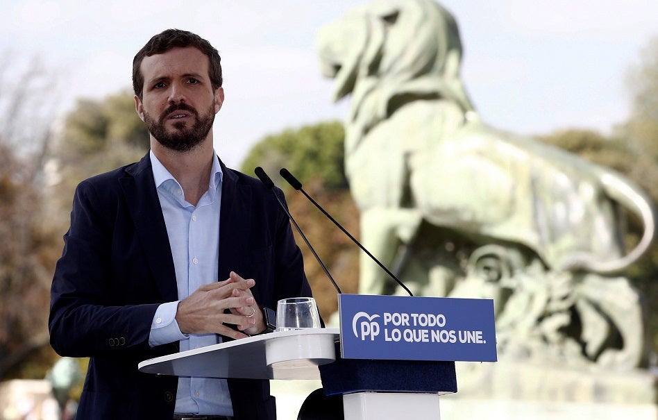 Casado ve "inaceptable" la agenda de desbloqueo de Sánchez: "Los pirómanos no apagan los fuegos" Casado ve "inaceptable" la agenda de desbloqueo de Sánchez: "Los pirómanos no apagan los fuegos"
