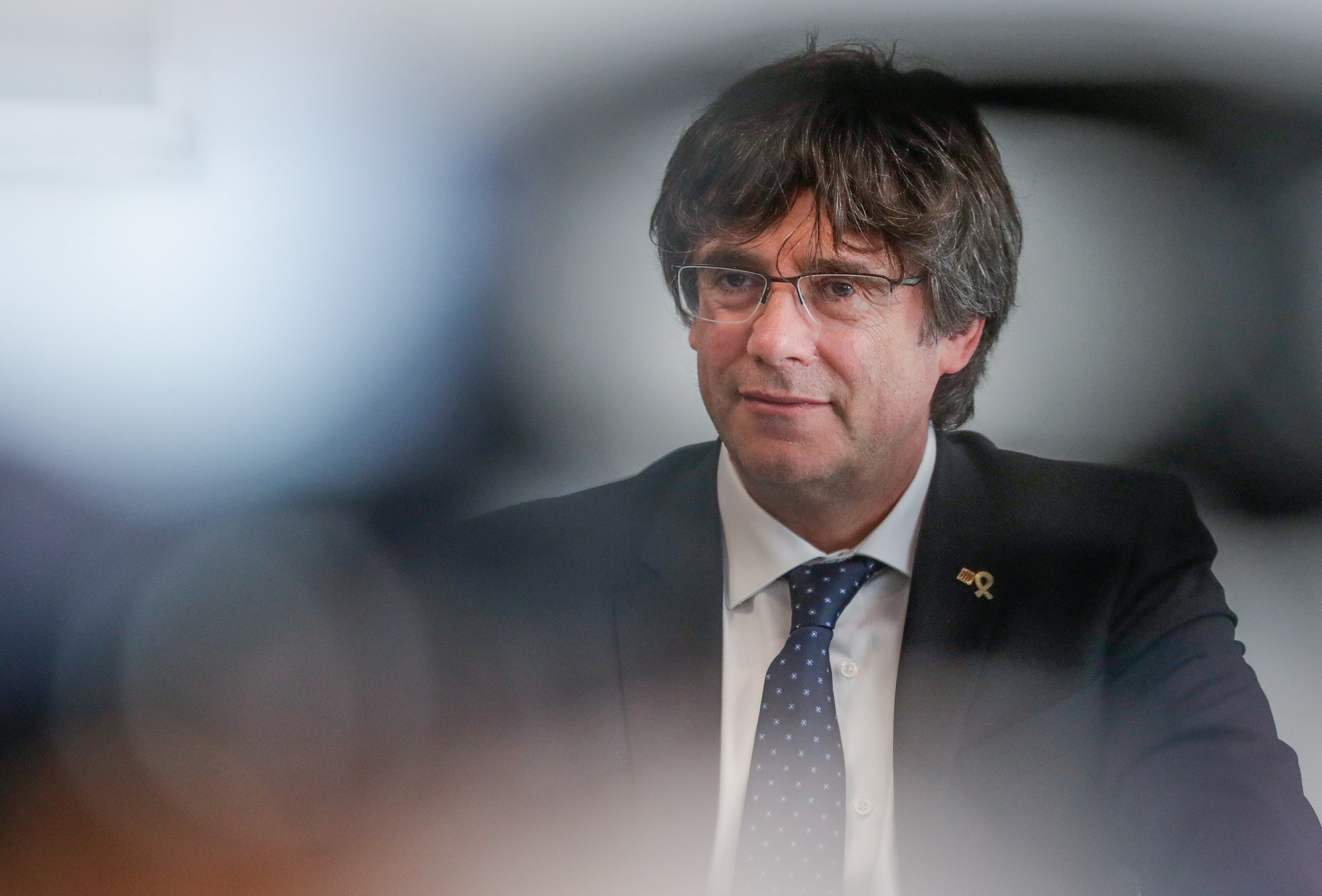 Las preguntas de Amón: "¿Cómo puede Puidgemont decir que está del lado de los condenados cuando se encuentra a 1.500 kilómetros de ellos?" Las preguntas de Amón: "¿Cómo puede Puidgemont decir que está del lado de los condenados cuando se encuentra a 1.500 kilómetros de ellos?"