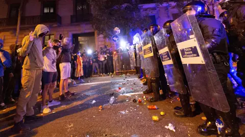 Al menos tres detenidos en la manifestación en Barcelona Al menos tres detenidos en la manifestación en Barcelona