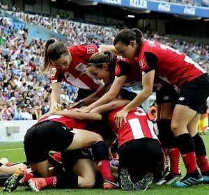 Ellas Juegan Ellas Juegan