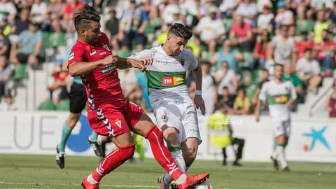 Elche y Real Murcia se enfrentaron. por última vez, con motivo de la promoción de ascenso a Segunda División en la temporada 2017/18. ELCHE CF