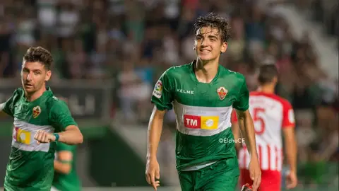 Gonzalo Villar, en un partido con el Elche CF. ELCHE CF