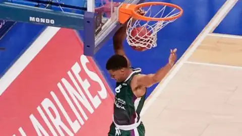 Axel Toupane, jugador de Unicaja de Málaga Axel Toupane, jugador de Unicaja de Málaga