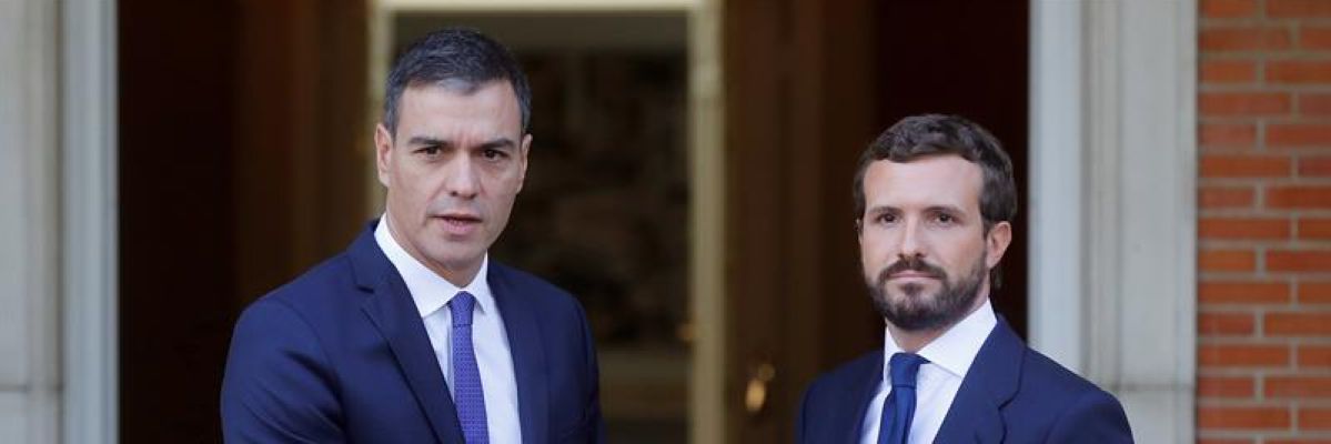 Pedro Sánchez y Pablo Casado se reúnen en Moncloa Pedro Sánchez y Pablo Casado se reúnen en Moncloa