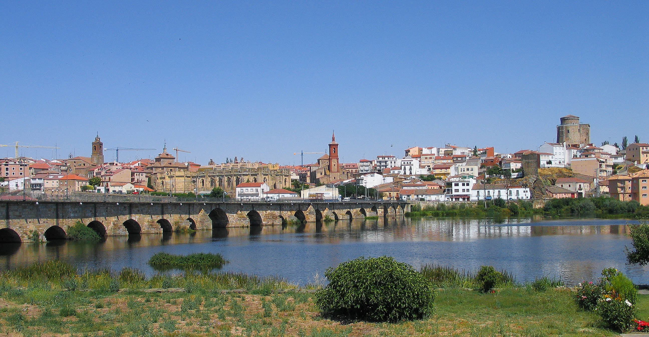 Tras las huellas del mudéjar en tierras salmantinas Tras las huellas del mudéjar en tierras salmantinas