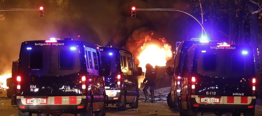 Disturbios tras la concentración convocada por los CDR en Barcelona Disturbios tras la concentración convocada por los CDR en Barcelona