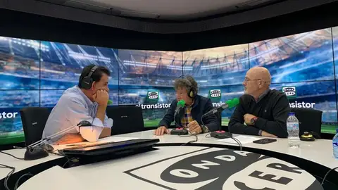 Carlos Soria en El Transistor junto a José Ramón de la Morena y Sebas Álvaro Carlos Soria en El Transistor junto a José Ramón de la Morena y Sebas Álvaro