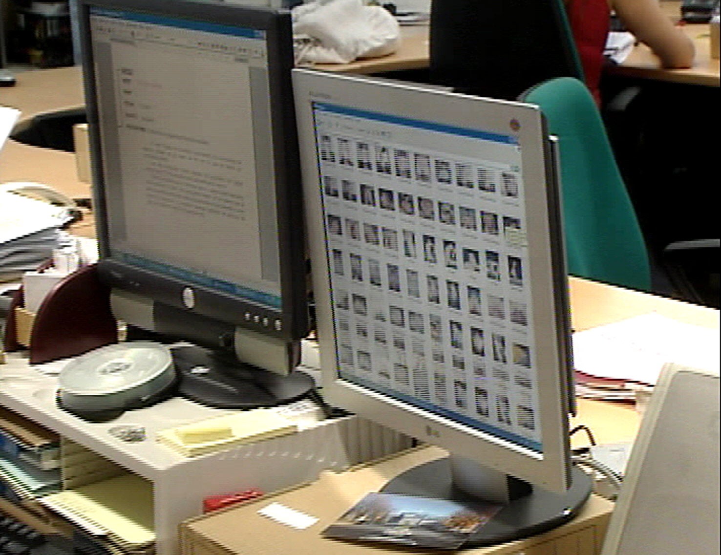 Una macrooperación internacional contra la pornografía infantil deja 33 detenidos: la mayor parte de los arrestados son menores Una macrooperación internacional contra la pornografía infantil deja 33 detenidos: la mayor parte de los arrestados son menores