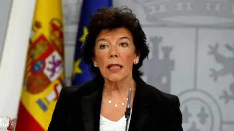 Isabel Celaá en tras el Consejo de Ministros Isabel Celaá en tras el Consejo de Ministros