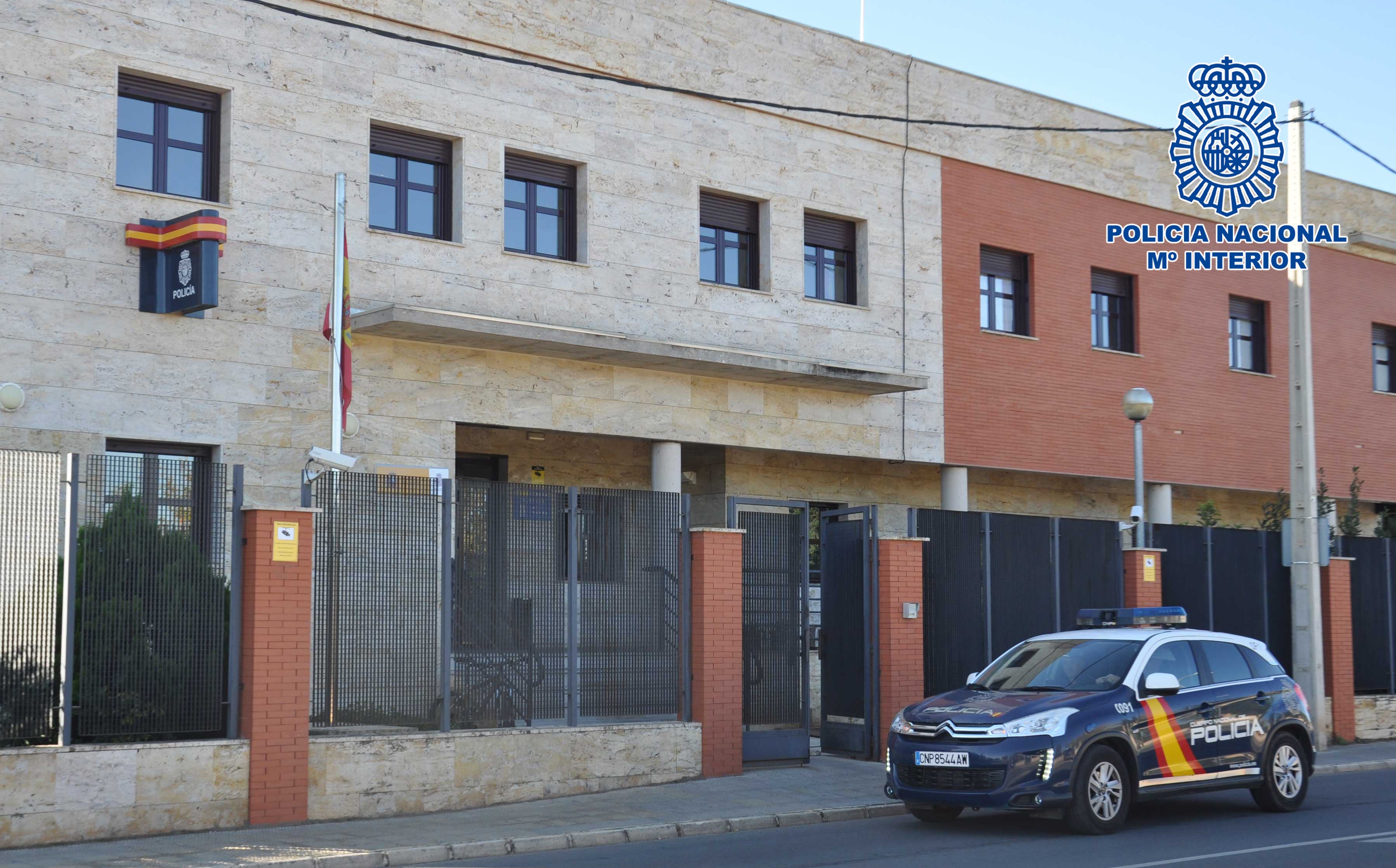Detienen en Valdepeñas a un conductor kamikaze que dio positivo en consumo de alcohol y drogas Detienen en Valdepeñas a un conductor kamikaze que dio positivo en consumo de alcohol y drogas