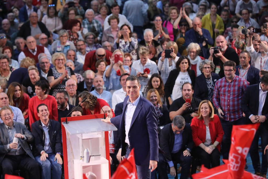 Julián Estévez: “Lo peor que le puede pasar a un candidato es que los medios no hablen de él” Julián Estévez: “Lo peor que le puede pasar a un candidato es que los medios no hablen de él”