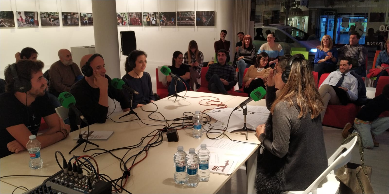 La Brújula de La Rioja Cine y Literatura 25/10/2019 La Brújula de La Rioja Cine y Literatura 25/10/2019