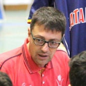 El entrenador español, Alex Teres. 