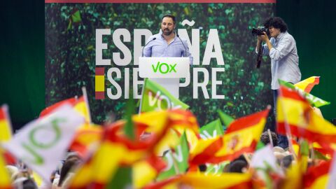 Abascal critica la propuesta de Delgado de castigar exaltaci&oacute;n del franquismo