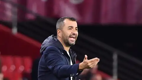 Diego Martínez, entrenador del Granada Diego Martínez, entrenador del Granada